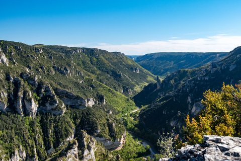 Ein Bergpanorama im Cevennen-Nationalpark