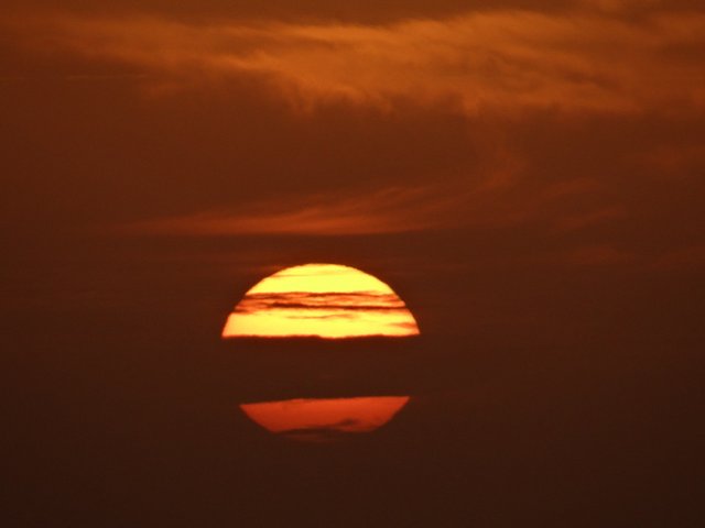 Sonne geht unter